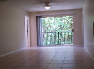 3921 SW 34th St APT 108, Gainesville, FL 32608