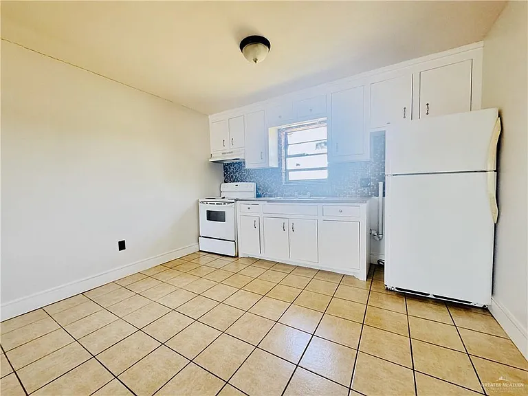 1002 Miller Ave #3-10 — Photo 4