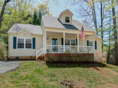 217 Blackthorn Ln, Charlottesville, VA, 22902