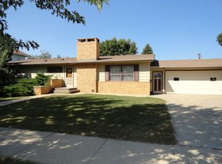 309 W 1st Ave, Miller, SD 57362