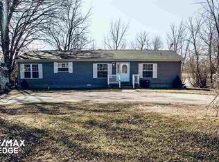 6054 Lapeer Rd, Burton, MI 48509