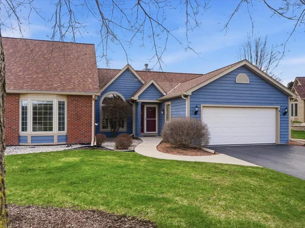 W268N1935 Shooting Star ROAD #B, Pewaukee, WI 53072