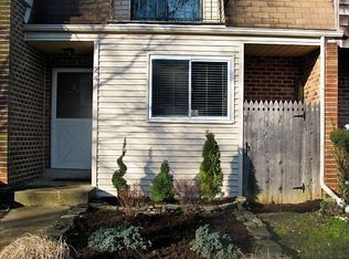 24 Rickmar Ln, Malvern, PA 19355