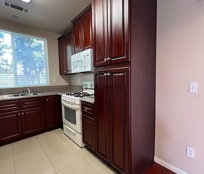 25316 Ebony Ln #1 — Photo 6