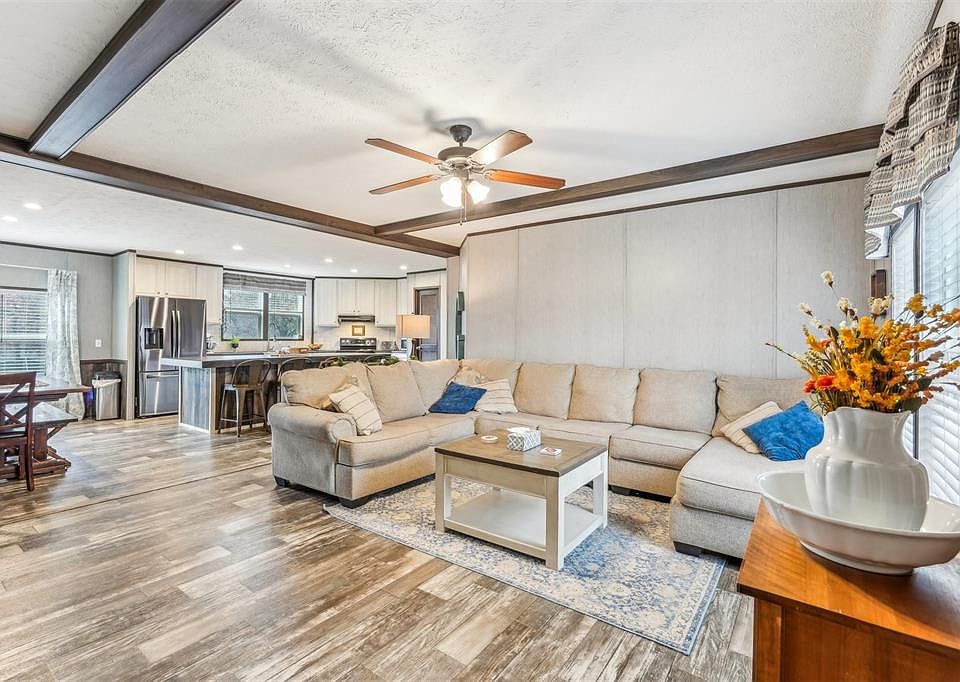 1st image of 16980 Wildwood Dr