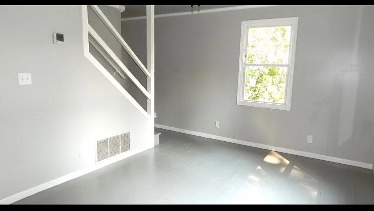 2 bed, 850 sqft, $925 — Photo 3