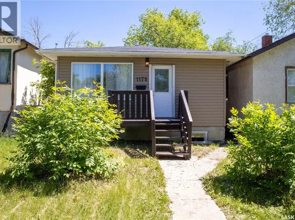 1175 Queen St, Regina, SK S4T 4B3