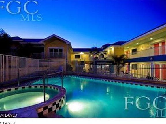 5th image of 450 Old San Carlos Blvd #316