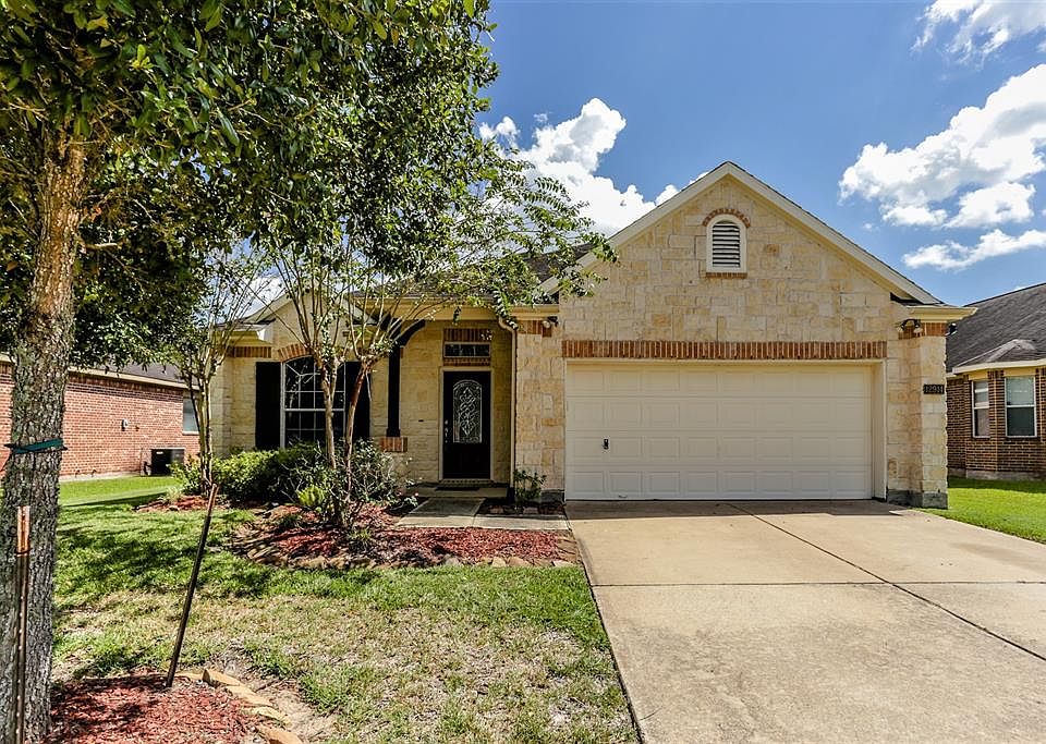 1st image of 12914 Southern Valley Dr