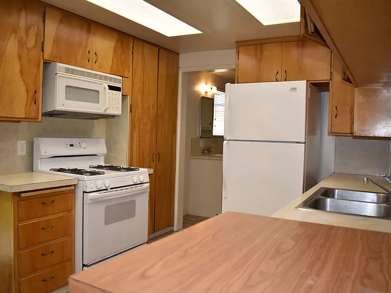 3794 Circle Dr — Photo 4
