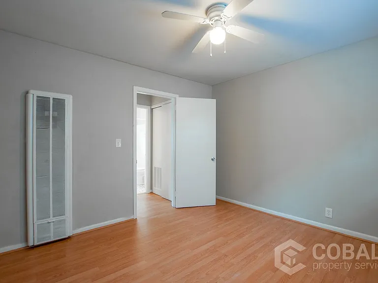 905 Greenwood Ave NE #2 — Photo 8