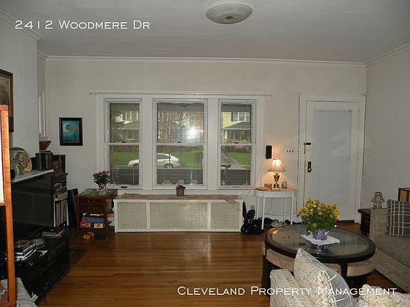 4th image of 2412 Woodmere Dr