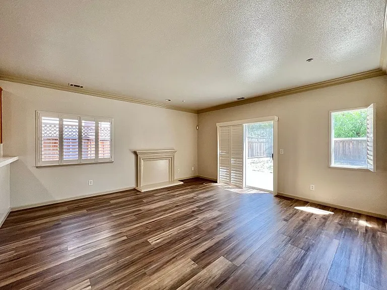 1924 Shurtleff Ave — Photo 11