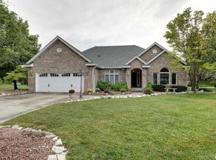 620 Birdie Ln, Quincy, IL 62305