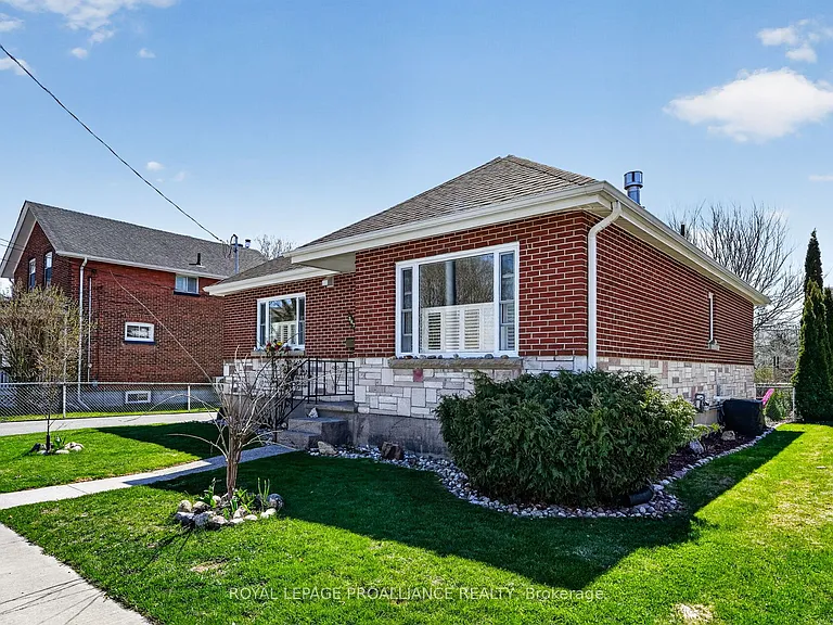 387 Mathew St — Photo 21