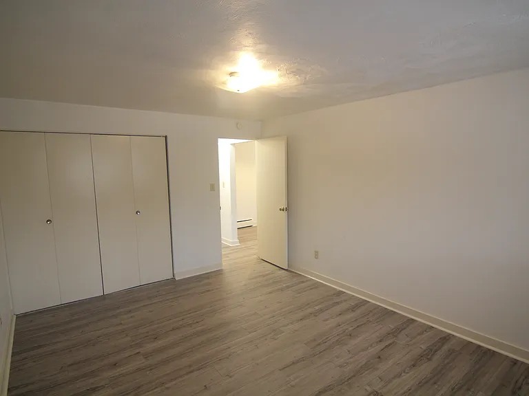 600 Allenby Ave #1 — Photo 8