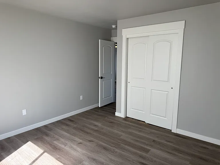 2nd bedroom upstairs