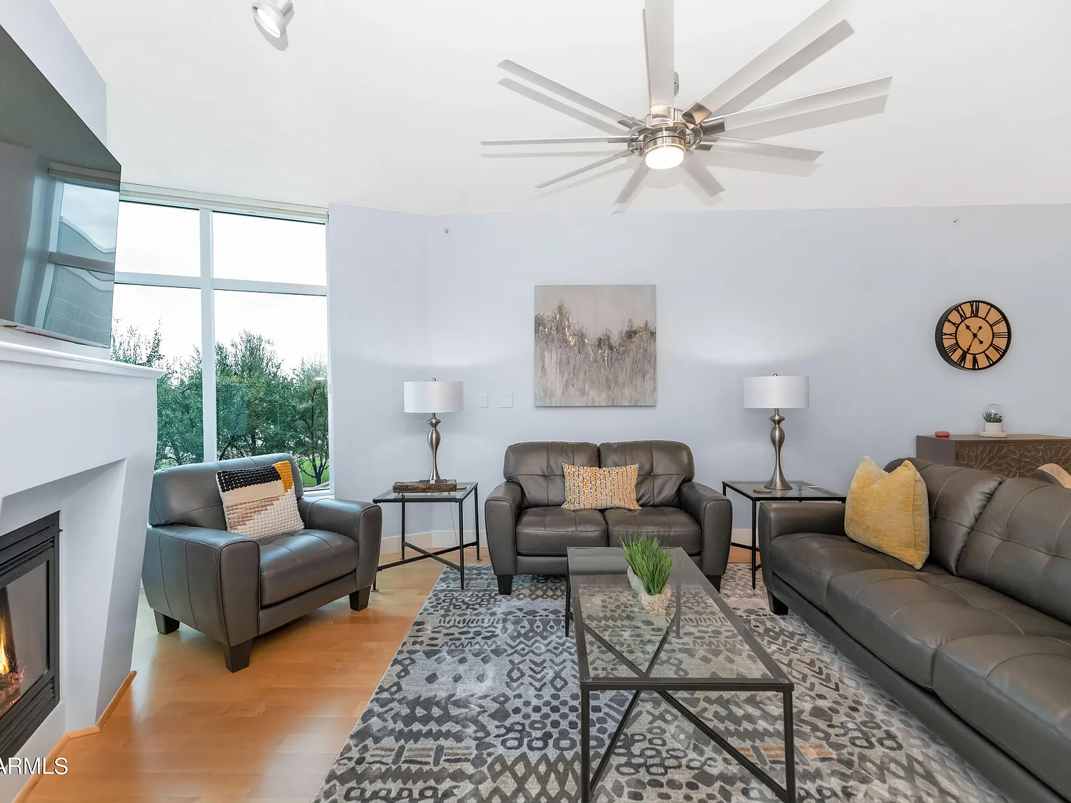 1 bed, 1.5 bath, 1290 sqft, $2,745 — Photo 3