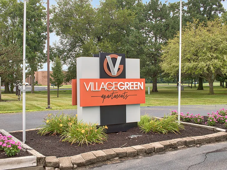 Village Green — Photo 15