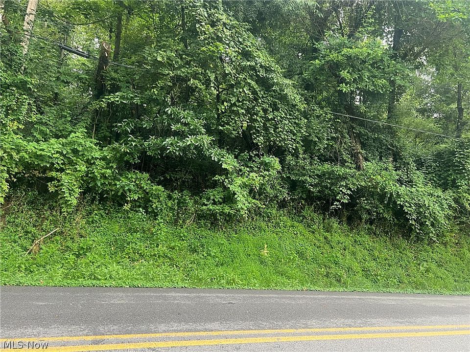 1st image of Country Club Rd