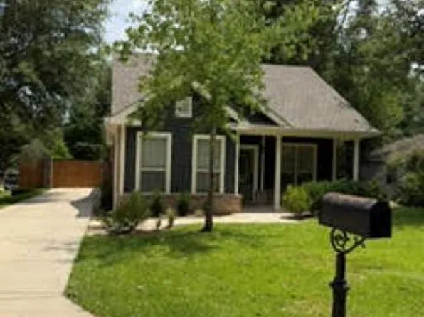 9542 Laa La Pl, Diamondhead, MS 39525