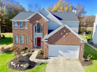 9224 Aaron Ln, Olmsted Twp, OH 44138