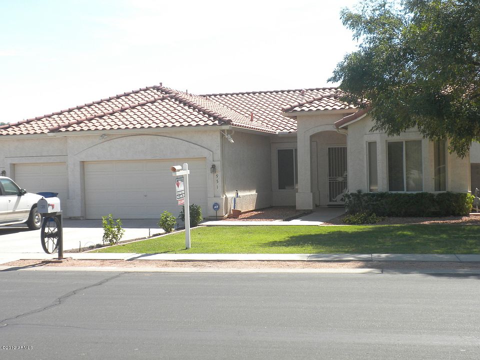 1st image of 951 E Kramer St