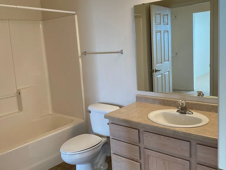 Old Orchard Apartments — Photo 53