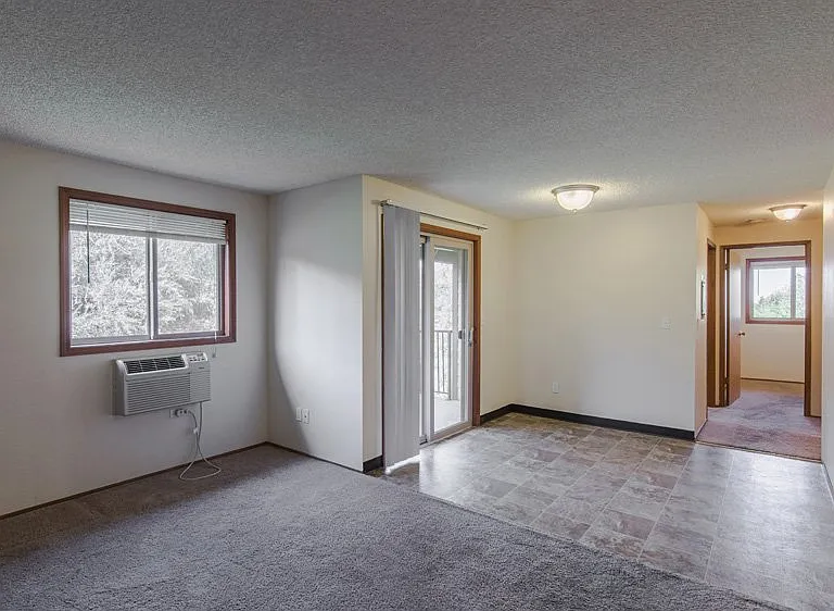 553 Clay St #553 — Photo 8