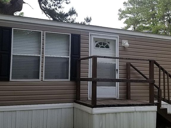 2nd image of 3823 S Fredonia St Lot 4