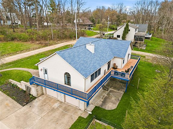 3rd image of 10486 Mohawk Rd