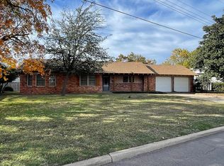 2634 Walnut Rd, Norman, OK 73072