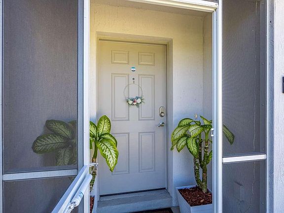 4th image of 973 NW Bayshore Boulevard