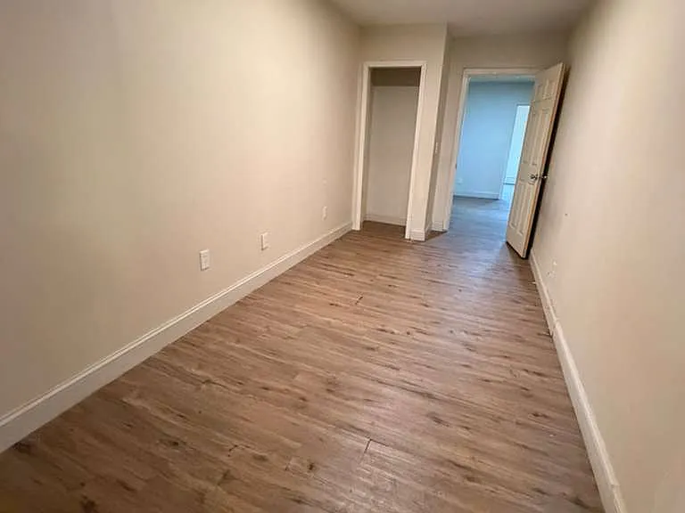 252 3rd Ave #1 — Photo 6