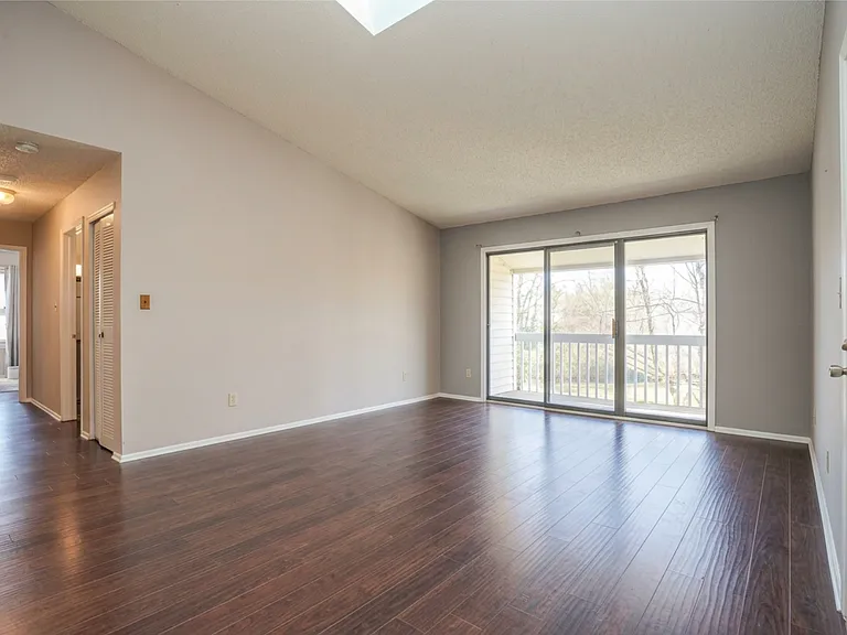 88 Crabapple Ln #88 — Photo 5