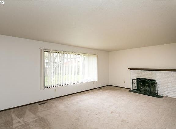 2nd image of 2661 SE Golden Rod Ct
