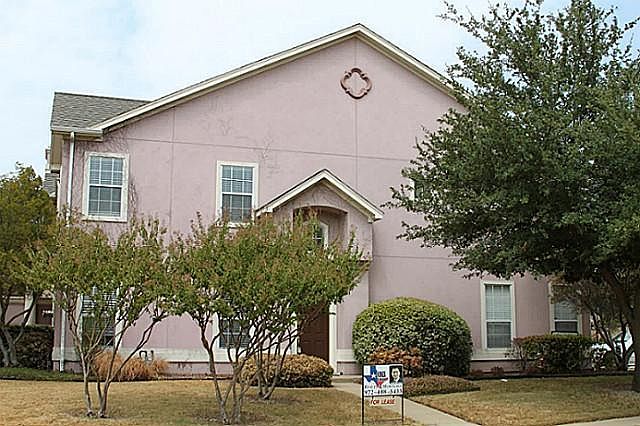 1st image of 629 Park Place Dr