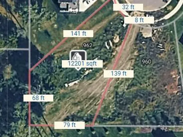 962 Creekside Xing, Stillwater, MN 55082
