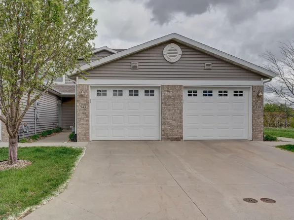 543 Pointe Ct SW, Rochester, MN 55902