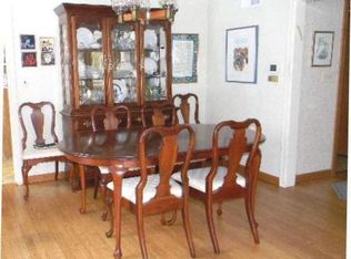 803 E Spooner Rd, Milwaukee, WI 53217