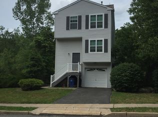 35 Railroad Ave, Netcong, NJ 07857