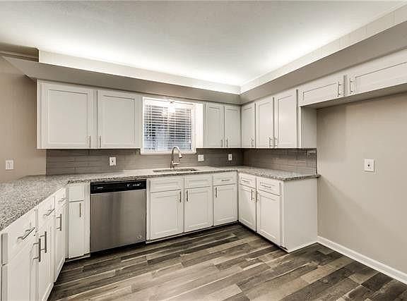 2nd image of 5528 Westcreek Dr