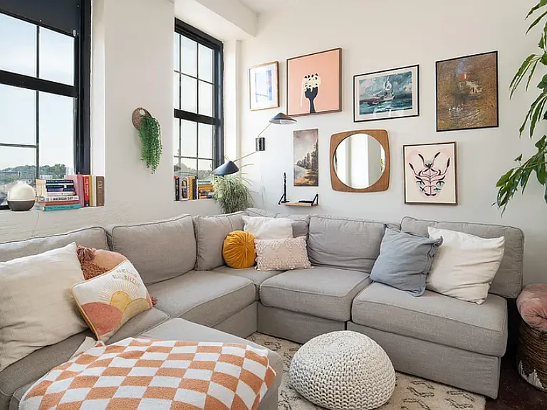 Fully furnished and move-in ready _ bring your suitcase, everything else is here