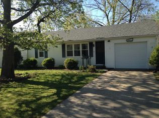 814 W Thomas St, Marshall, MO 65340