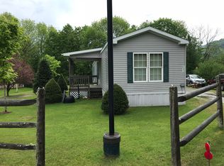221 W Highland Dr, Johnson, VT 05656