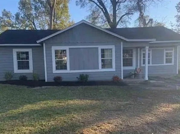 2395 Hybrook Ln, Beaumont, TX 77703
