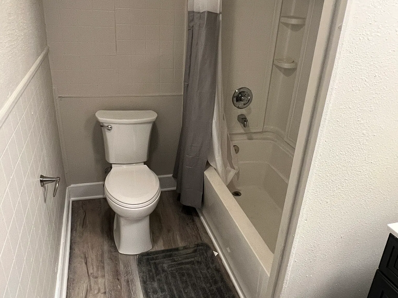 3 bed, 900 sqft, $1,500 — Photo 3