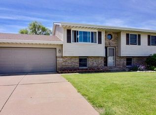 6027 Bonnie Ln, Lowell, IN 46356