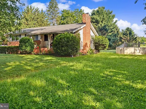 34 Bosley Ln, Reisterstown, MD 21136