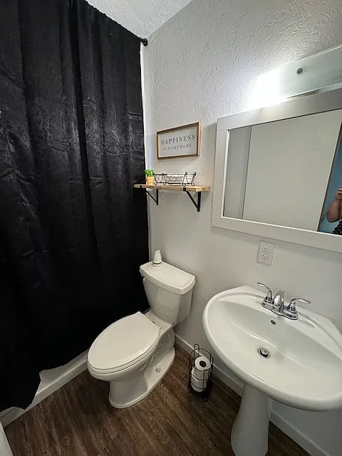 1 bed room 1 bathroom rooms available all utilities included — Photo 2